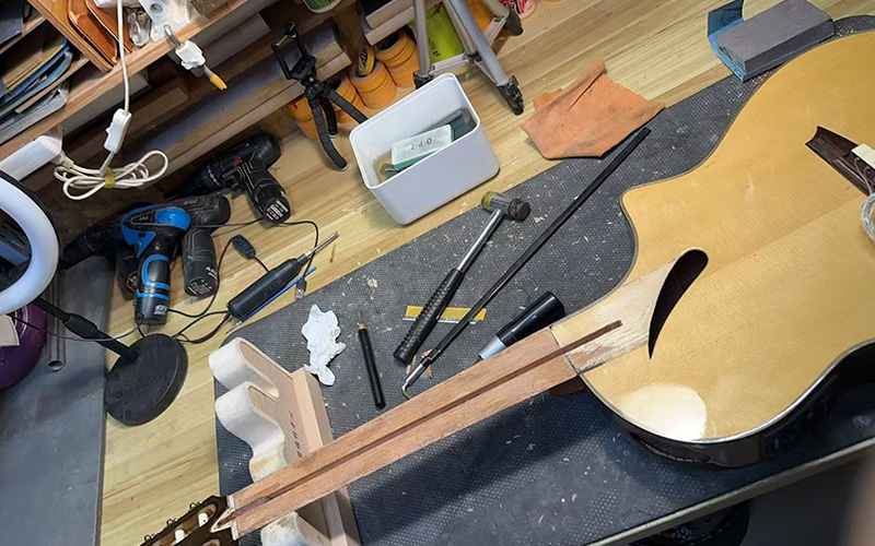 吉他维修,吉他护理,吉他制作,吉他调试,吉他教学